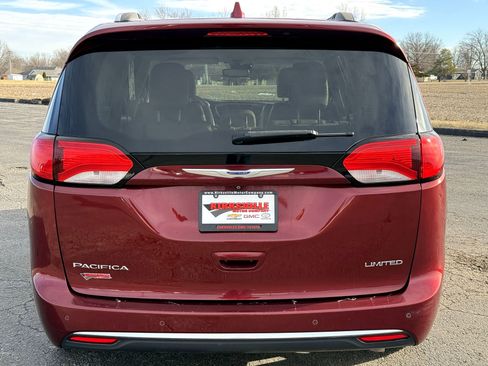 Used 2019 Chrysler Pacifica Limited w/ Advanced Safetytec Group image 4
