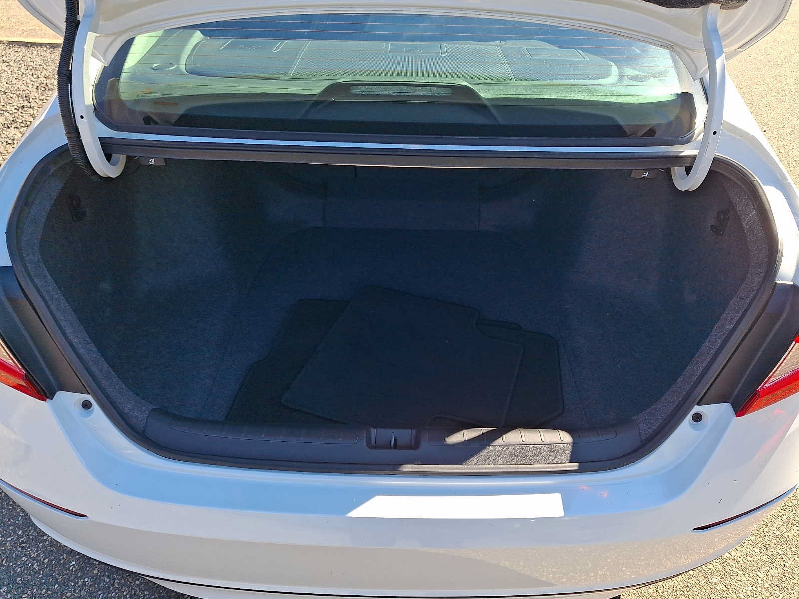 Certified 2018 Honda Accord EX-L image 29