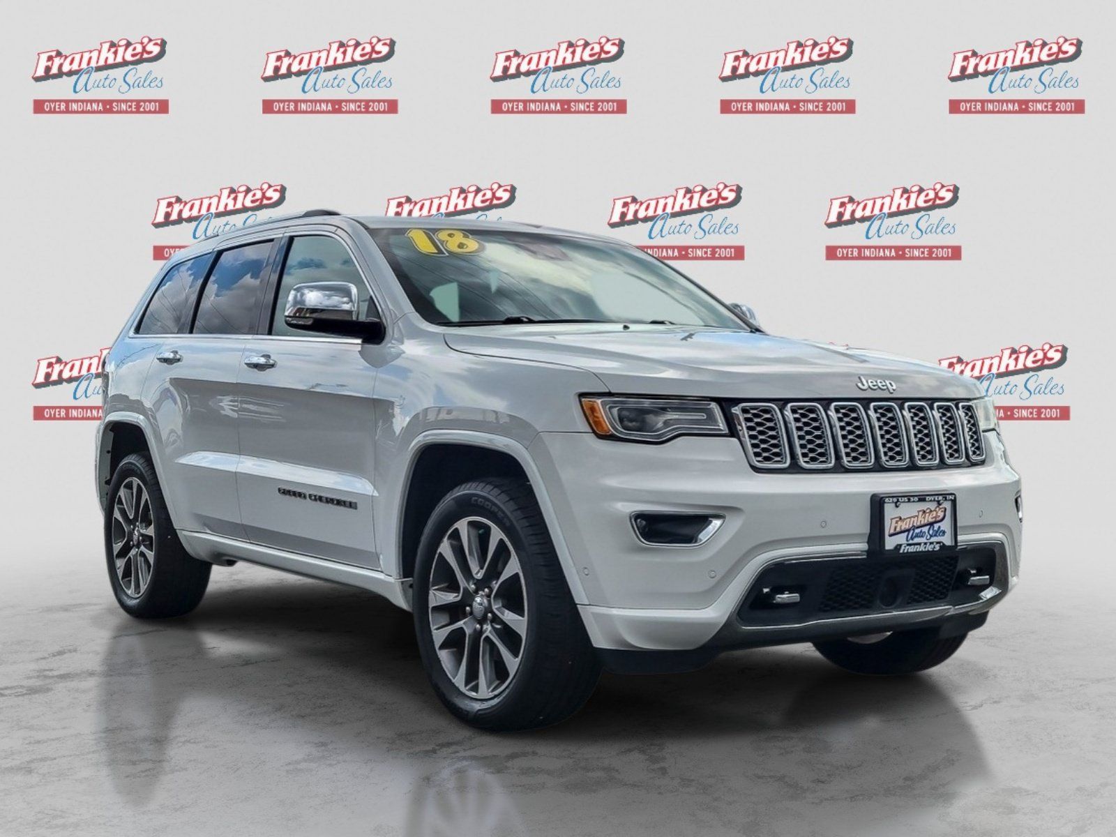 Used 2018 Jeep Grand Cherokee Overland AWD/4WD image 7