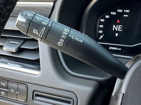 Used 2023 GMC Yukon XL SLT w/ SLT Premium Package image 24