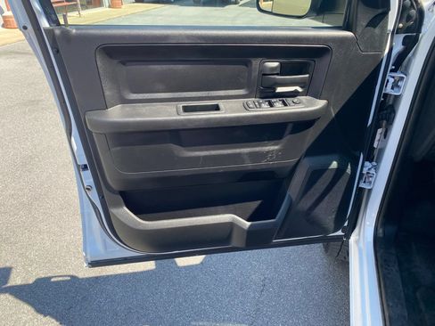 Used 2017 RAM 3500 Tradesman w/ Popular Equipment Group AWD/4WD image 8