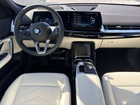 Used 2026 BMW X1 xDrive28i w/ Technology Package AWD/4WD image 17