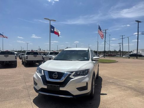 Used 2020 Nissan Rogue SV FWD image 7