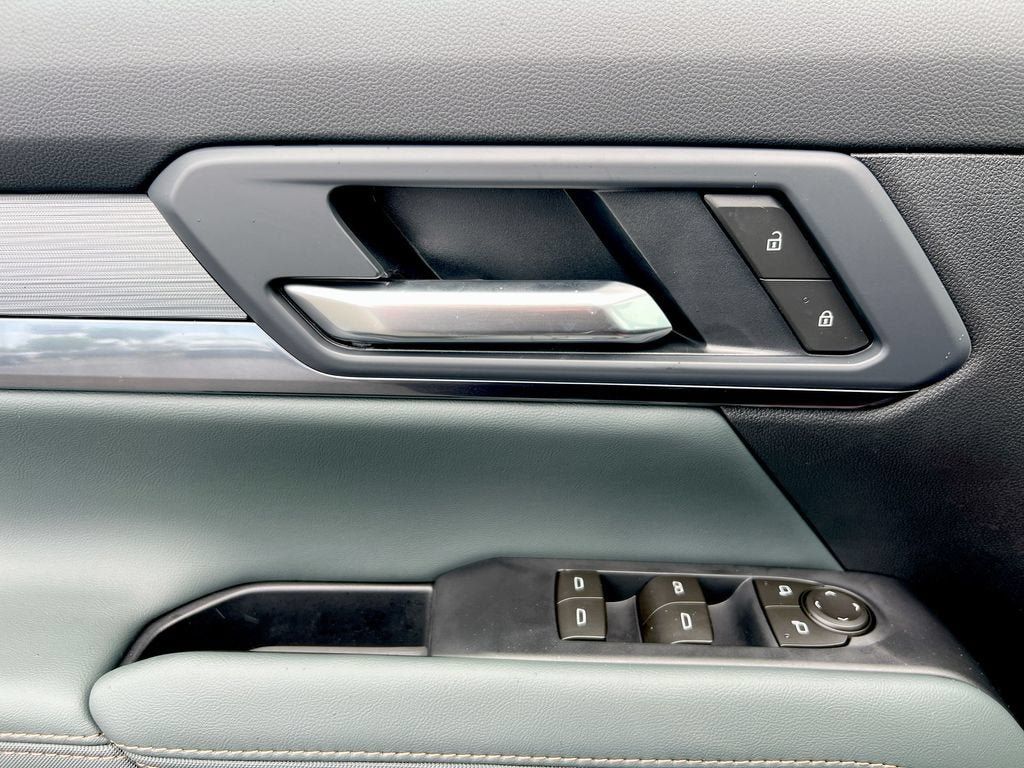 New 2026 GMC Terrain AT4 w/ Technology Package II AWD/4WD image 20