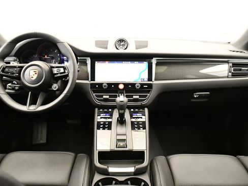 Certified 2026 Porsche Macan Turbo AWD/4WD image 22