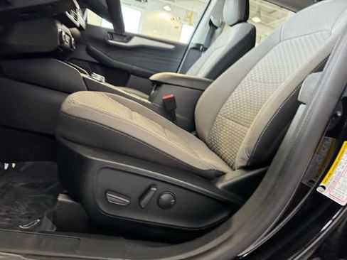 Used 2022 Ford Escape SE w/ Convenience Package image 8