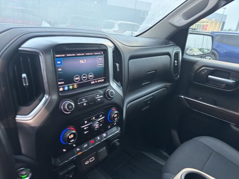 Used 2020 Chevrolet Silverado 1500 LT w/ All-Star Edition AWD/4WD image 23