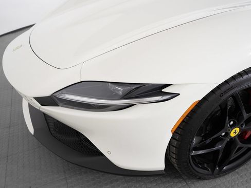 Certified 2025 Ferrari Roma Spider RWD image 14