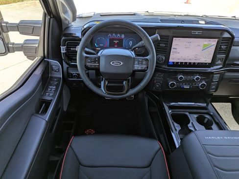 New 2026 Ford F250 Lariat w/ Black Appearance Package AWD/4WD image 26