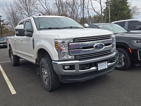 Used 2019 Ford F250 Lariat w/ Lariat Ultimate Package image 2
