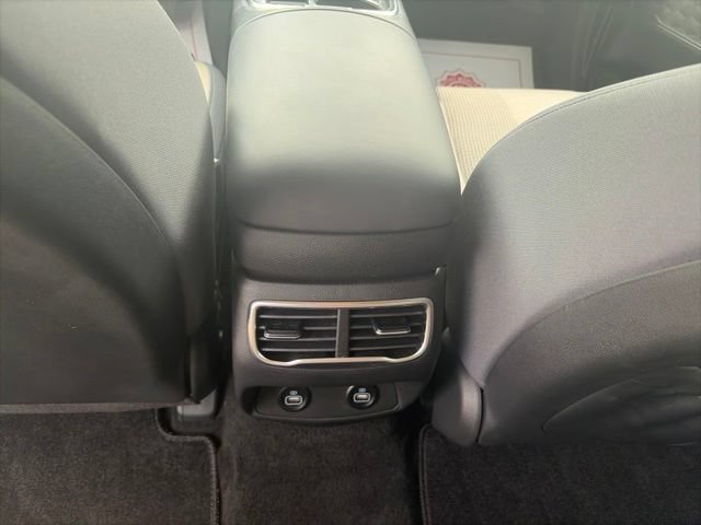 Used 2023 Hyundai Santa Fe SEL AWD/4WD image 13