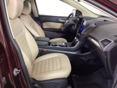 Used 2024 Ford Edge SEL w/ Convenience Package AWD/4WD image 9