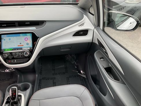 Used 2017 Chevrolet Bolt Premier FWD image 58