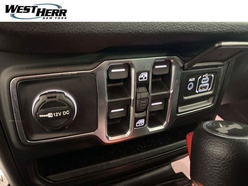 Used 2026 Jeep Wrangler Unlimited Sport AWD/4WD image 33