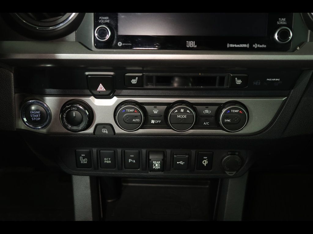 Used 2021 Toyota Tacoma Limited w/ Blackout Package (TMS) AWD/4WD image 30