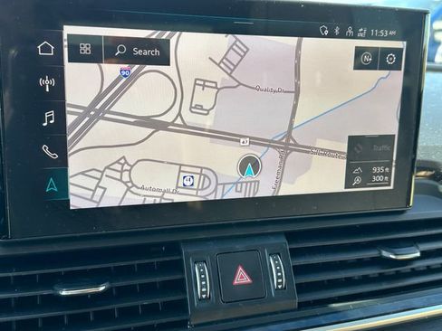 Used 2023 Audi Q5 2.0T Premium Plus w/ Premium Plus Package image 24