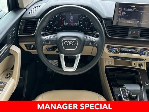 Used 2023 Audi Q5 2.0T Premium w/ Convenience Package AWD/4WD image 13