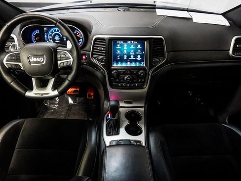 Used 2018 Jeep Grand Cherokee Trackhawk w/ Trailer Tow Group IV AWD/4WD image 11