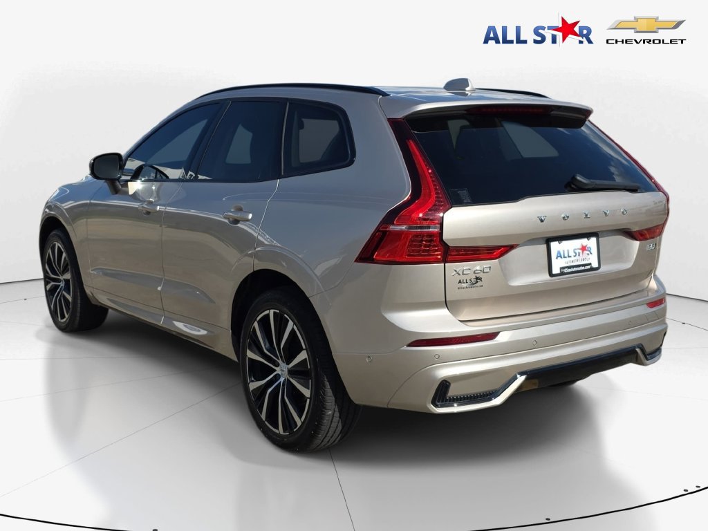Used 2025 Volvo XC60 B5 Plus w/ Protection Package AWD/4WD image 6