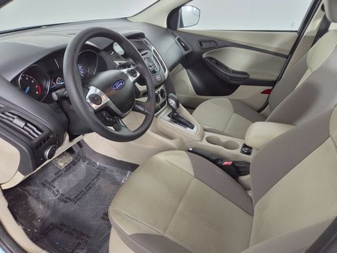 Used 2012 Ford Focus SE FWD image 14