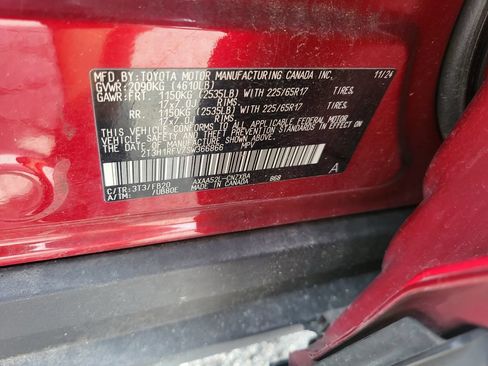 Used 2025 Toyota RAV4 LE FWD image 7