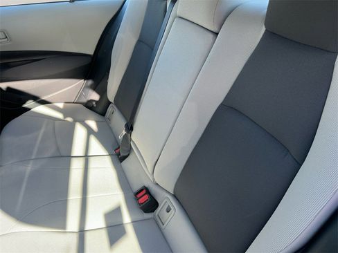 Certified 2022 Toyota Corolla LE image 13