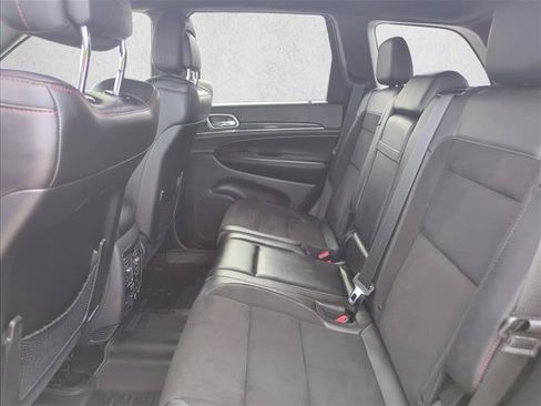 Used 2018 Jeep Grand Cherokee Trailhawk AWD/4WD image 18