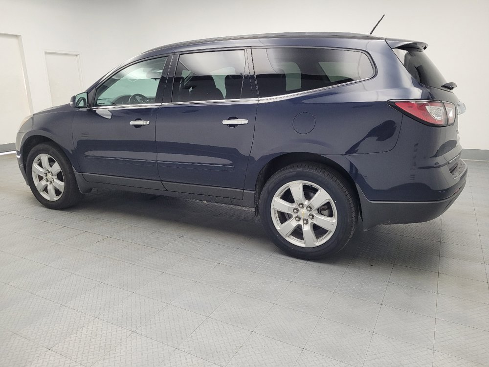 Used 2017 Chevrolet Traverse LT w/ Style and Technology Package AWD/4WD image 3
