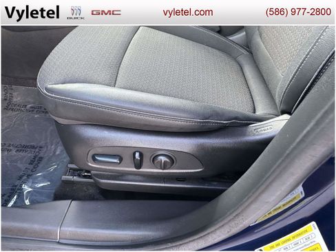 Certified 2023 Buick Encore GX Preferred w/ Cold Weather Comfort Package image 18