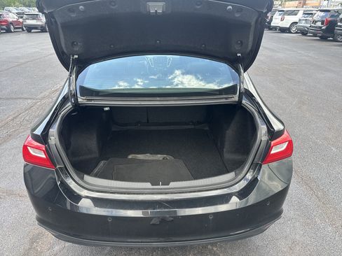 Used 2024 Chevrolet Malibu LT FWD image 5