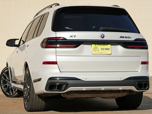 Used 2023 BMW X7 M60i w/ Climate Comfort Package AWD/4WD image 6