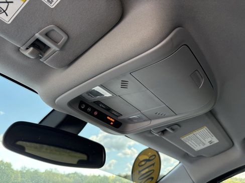 Used 2018 GMC Terrain SLE w/ Driver Convenience Package image 52