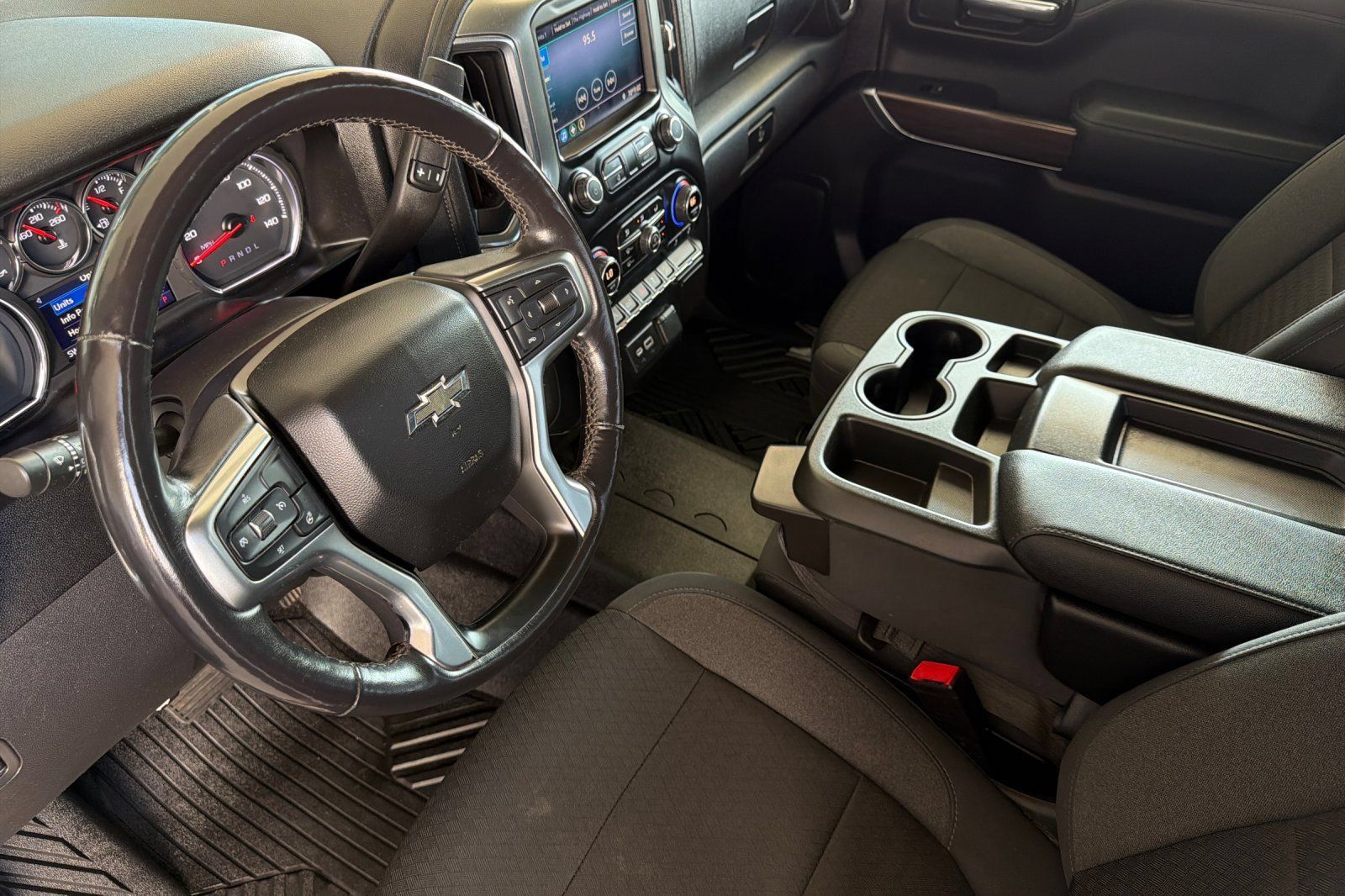 Used 2021 Chevrolet Silverado 1500 RST AWD/4WD image 10