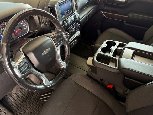 Used 2021 Chevrolet Silverado 1500 RST AWD/4WD image 10