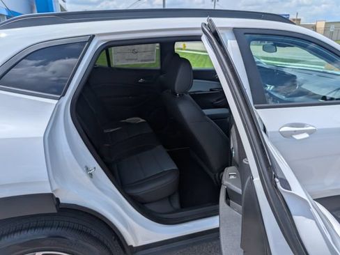 Used 2026 Chevrolet Trax LT w/ Driver Confidence Package FWD image 6