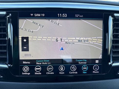 Used 2019 Chrysler Pacifica Touring-L w/ S Appearance Package FWD image 24