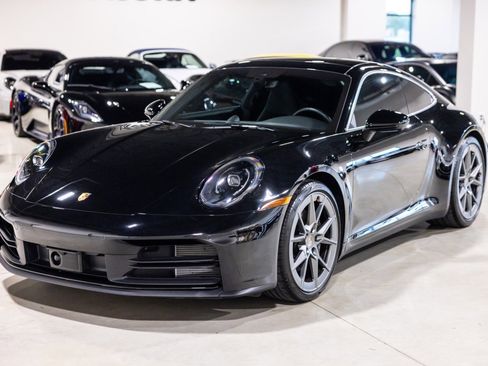 Used 2025 Porsche 911 Carrera RWD image 12