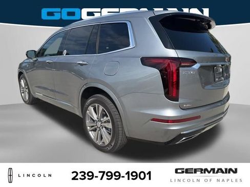 Used 2025 Cadillac XT6 Premium Luxury w/ Technology Package AWD/4WD image 5