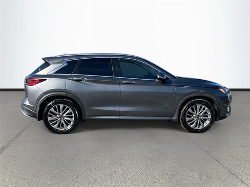 Used 2023 INFINITI QX50 Luxe image 8
