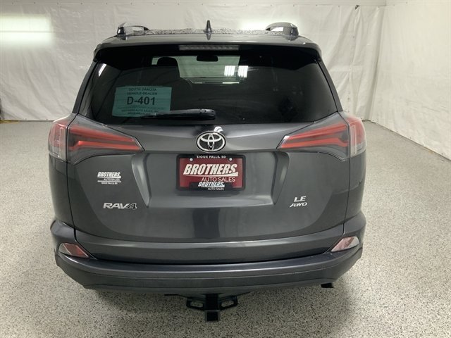 Used 2018 Toyota RAV4 LE w/ All Weather Liner Package AWD/4WD image 6