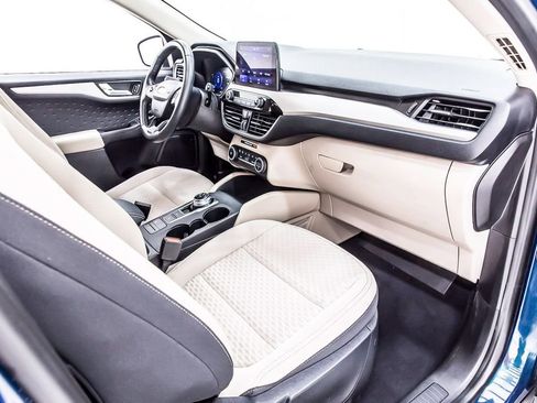 Used 2020 Ford Escape SE Sport image 30