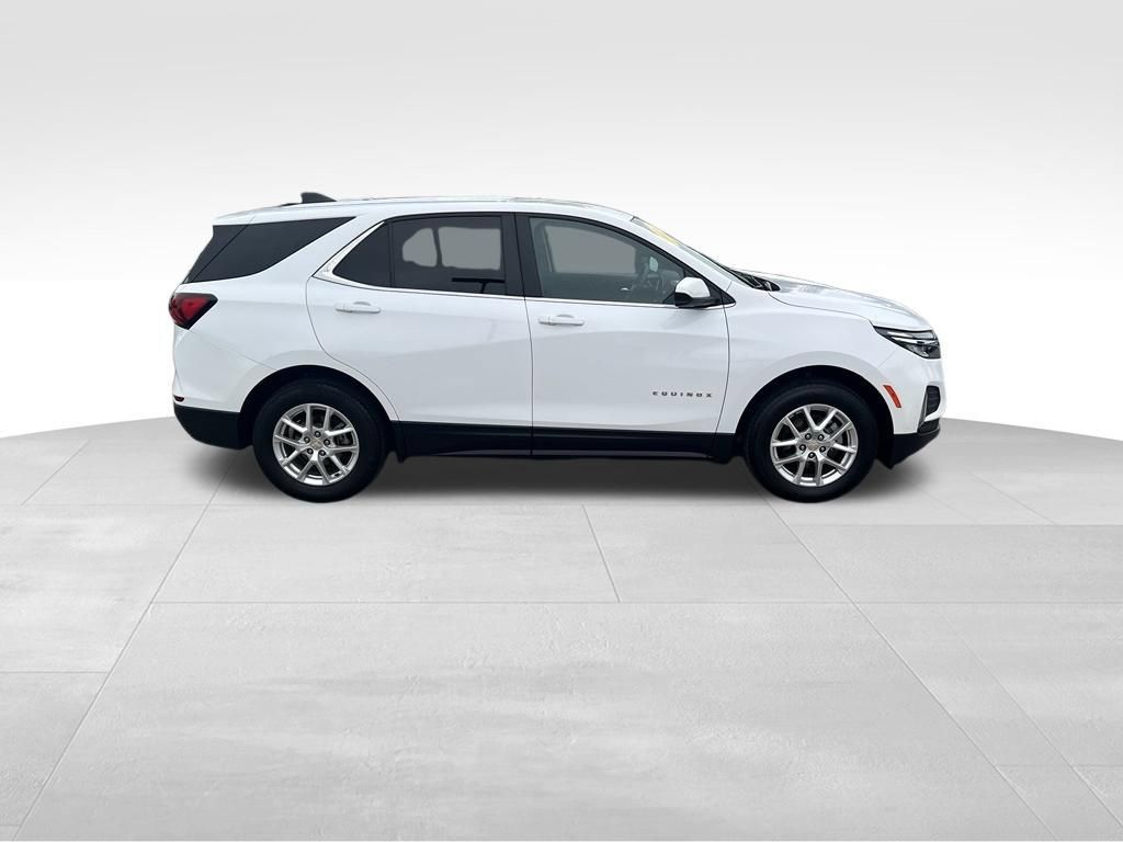 Used 2024 Chevrolet Equinox LT AWD/4WD image 8