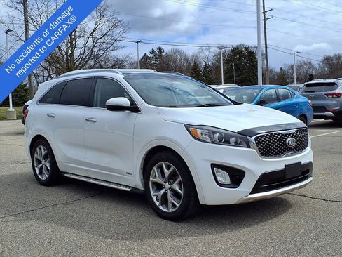 Used 2016 Kia Sorento SX image 3