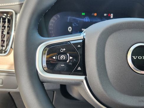 New 2026 Volvo XC90 B6 Plus w/ Protection Package image 9