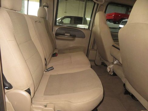 Used 2004 Ford F250 Lariat AWD/4WD image 30