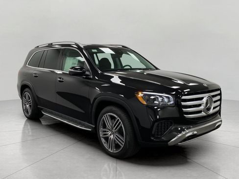 New 2026 Mercedes-Benz GLS 450 4MATIC image 1