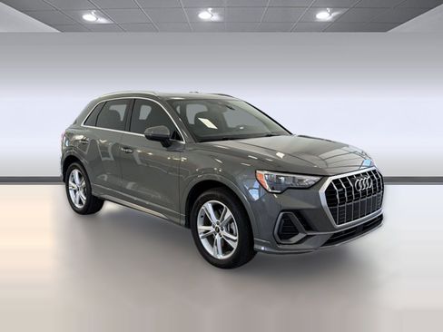 Used 2022 Audi Q3 2.0T Premium w/ Convenience Package AWD/4WD image 7