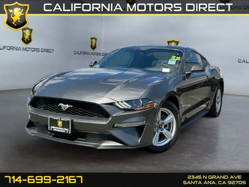 Used 2018 Ford Mustang Coupe RWD image 1