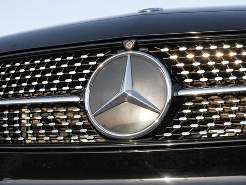 Used 2021 Mercedes-Benz E 350 Sedan image 46