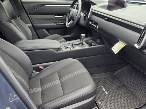 Used 2024 MAZDA CX-50 AWD 2.5 S w/ Weather Package image 11